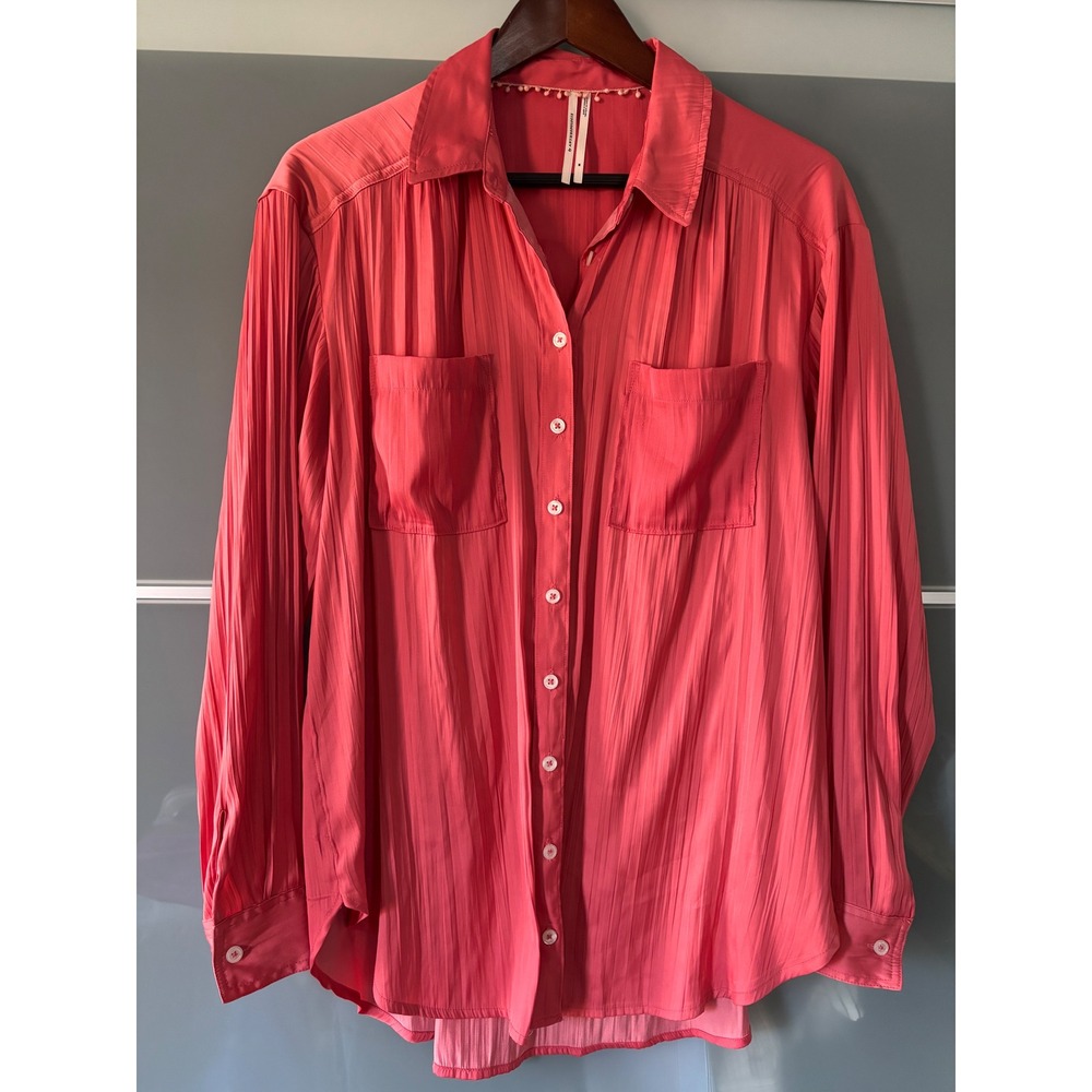Anthropologie Pink Satin Pleated Plisse Button Down Long Sleeve Blouse Shirt